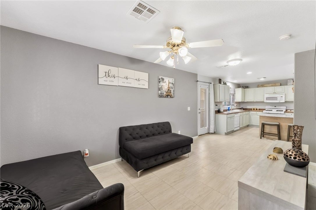 4808 Vista Sandia Way — photo 5 of 39