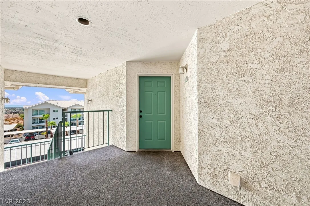 3550 Bay Sands Drive 3069 — photo 2