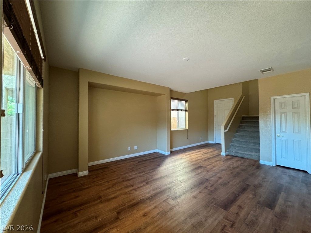 9053 Wine Cellar Avenue — photo 4