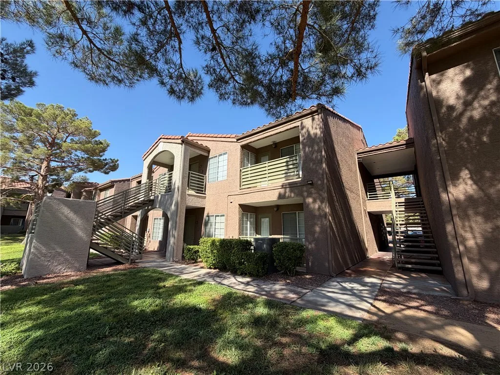 2130 Sealion Drive 103 — photo 2