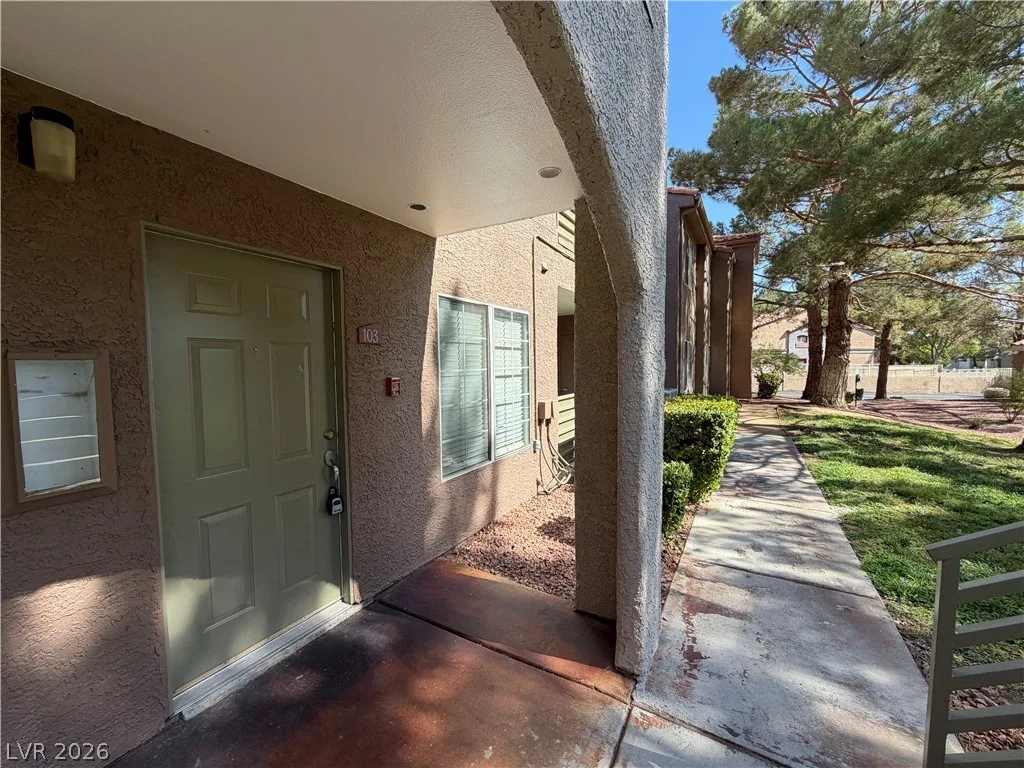 2130 Sealion Drive 103 — photo 3