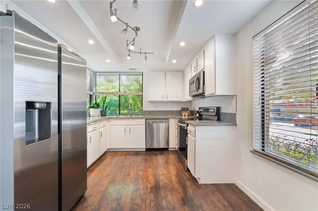 3464 Manzano Circle — photo 3