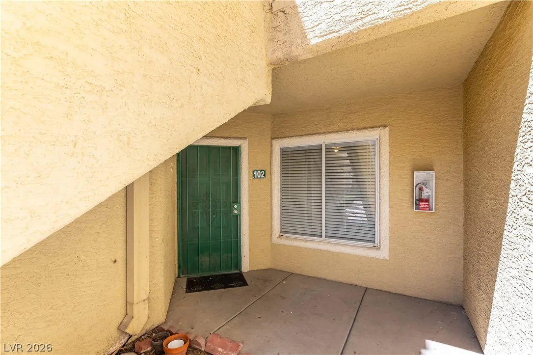 1420 JAMIELINN Lane 102 — photo 3