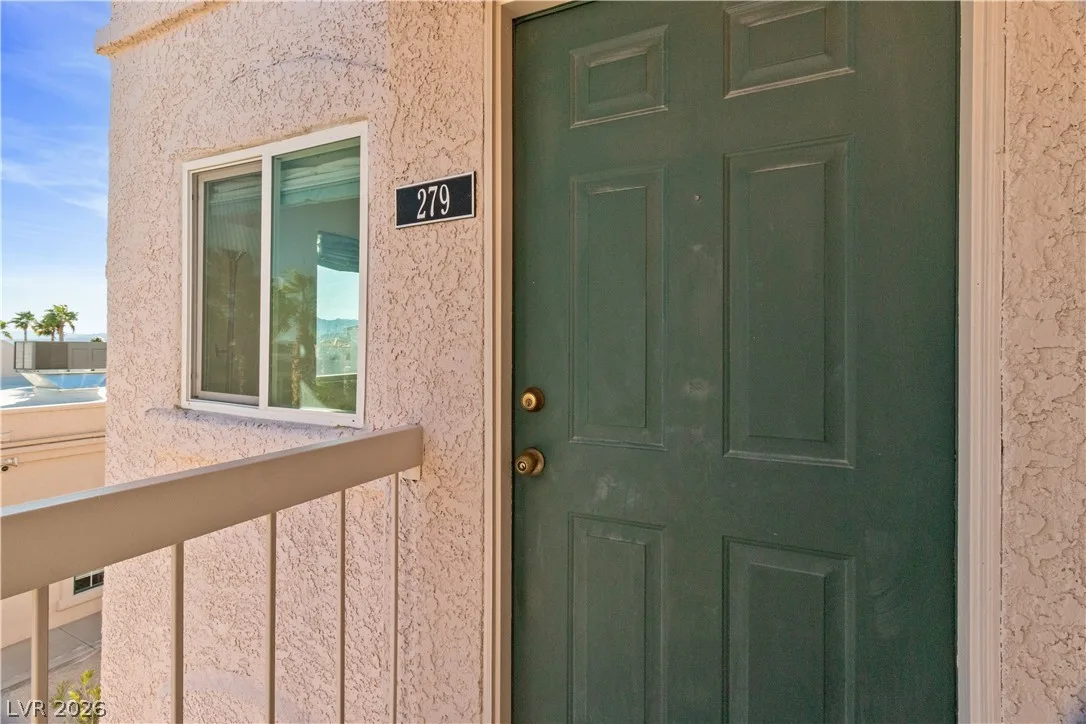 1948 Las Palmas Lane 279 — photo 3