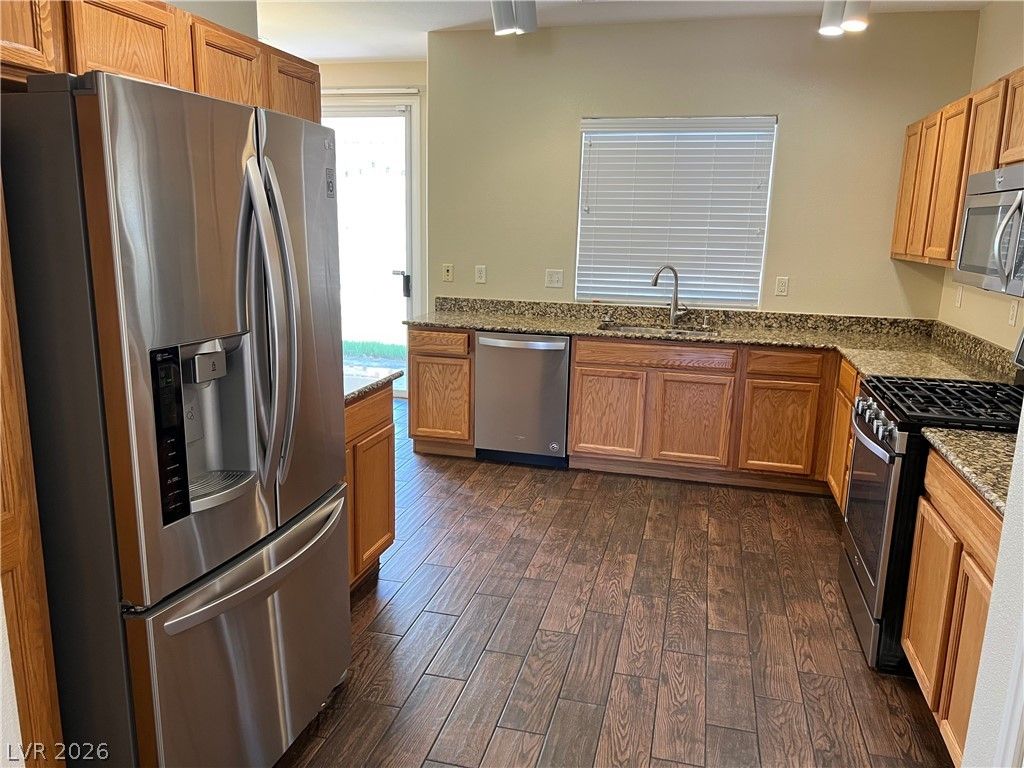 3188 Robins Creek Place — photo 4 of 14