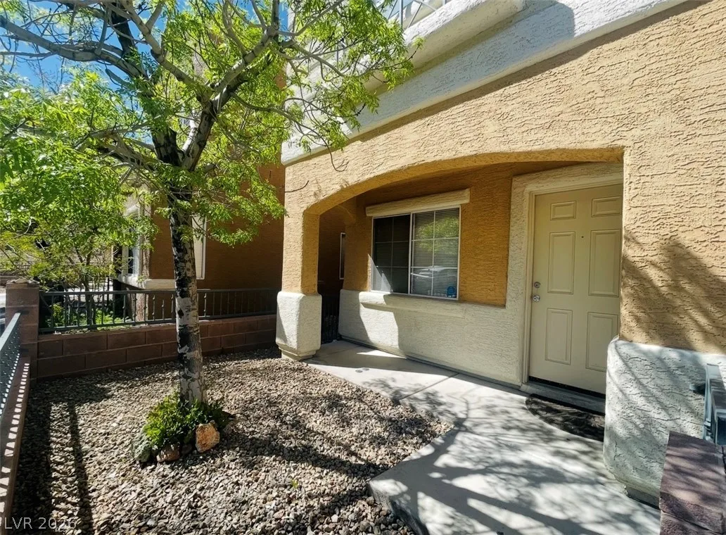 10408 COFFEE GRINDER Court 0 — photo 4