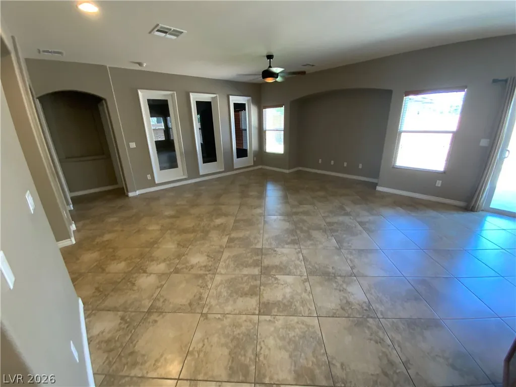 7020 Whitford Street — photo 4