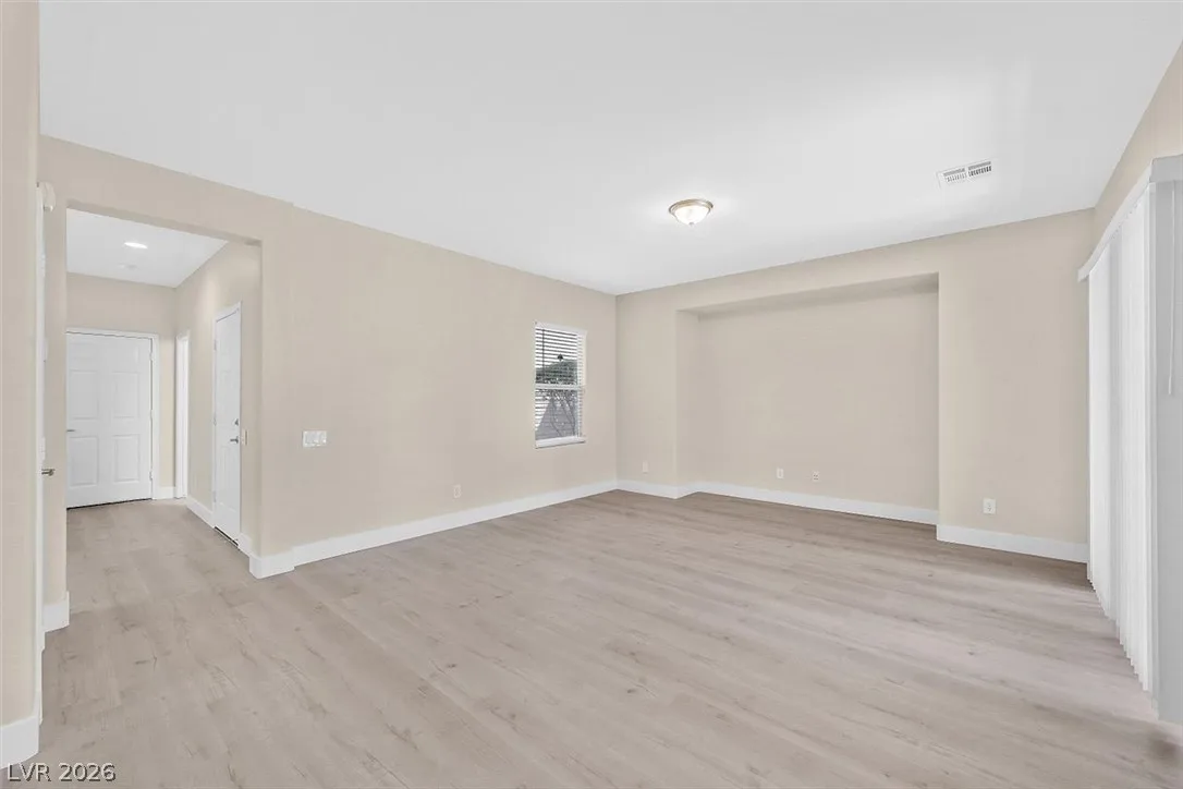 11825 Orense Drive — photo 5