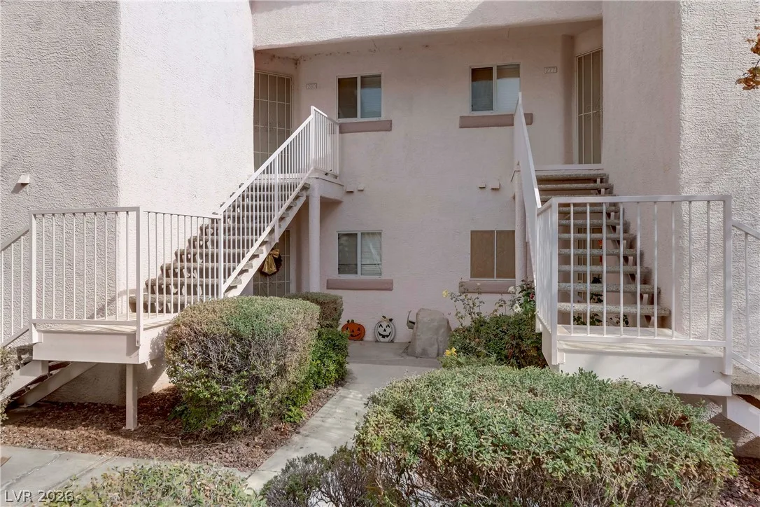4555 East Sahara Avenue 280 — photo 4