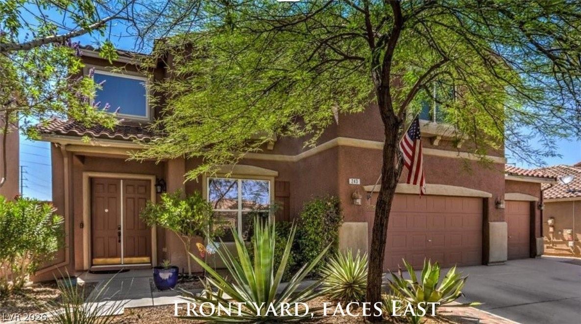 243 Palmarosa Street — photo 3