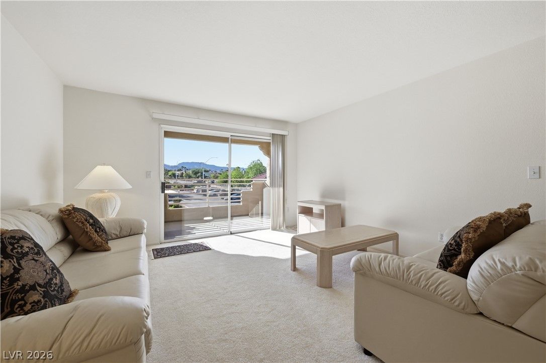 1908 Rio Canyon Court 206 — photo 2