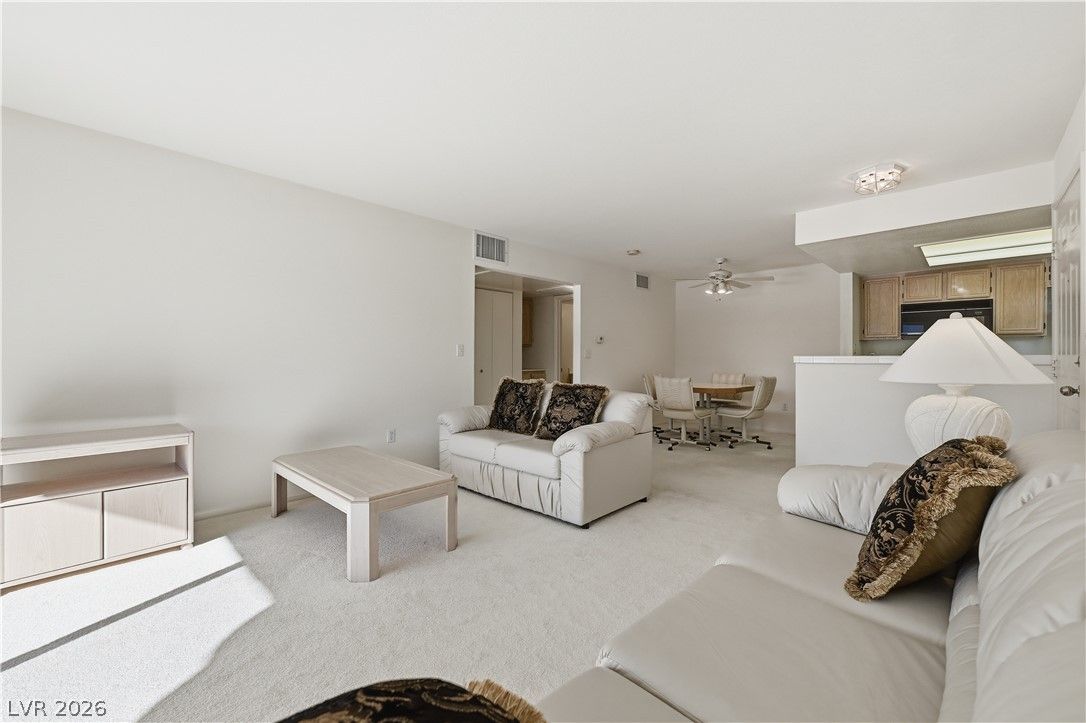 1908 Rio Canyon Court 206 — photo 3