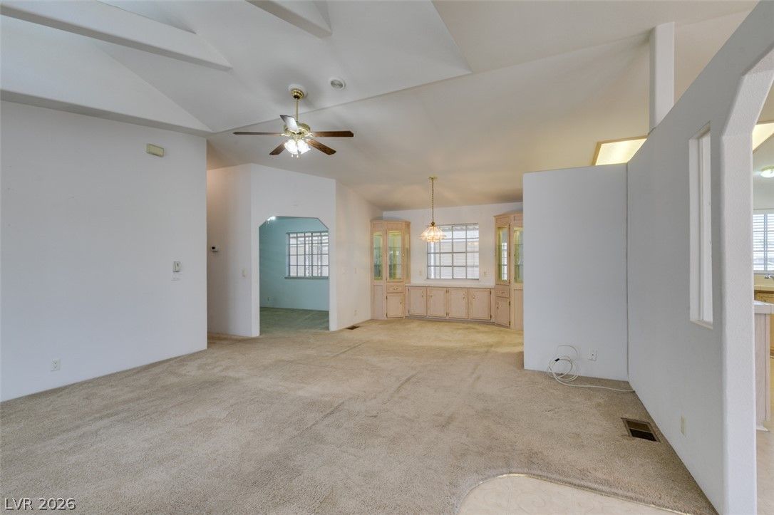 1297 Brenalee Avenue — photo 4 of 12