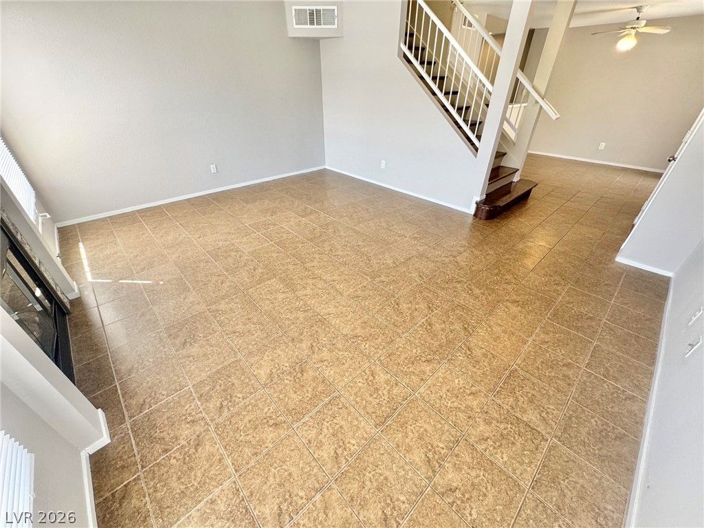 8456 Indigo Sky Avenue — photo 4 of 39