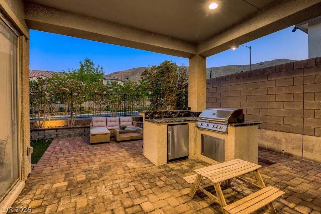 3553 Royal Fortune Drive — photo 3