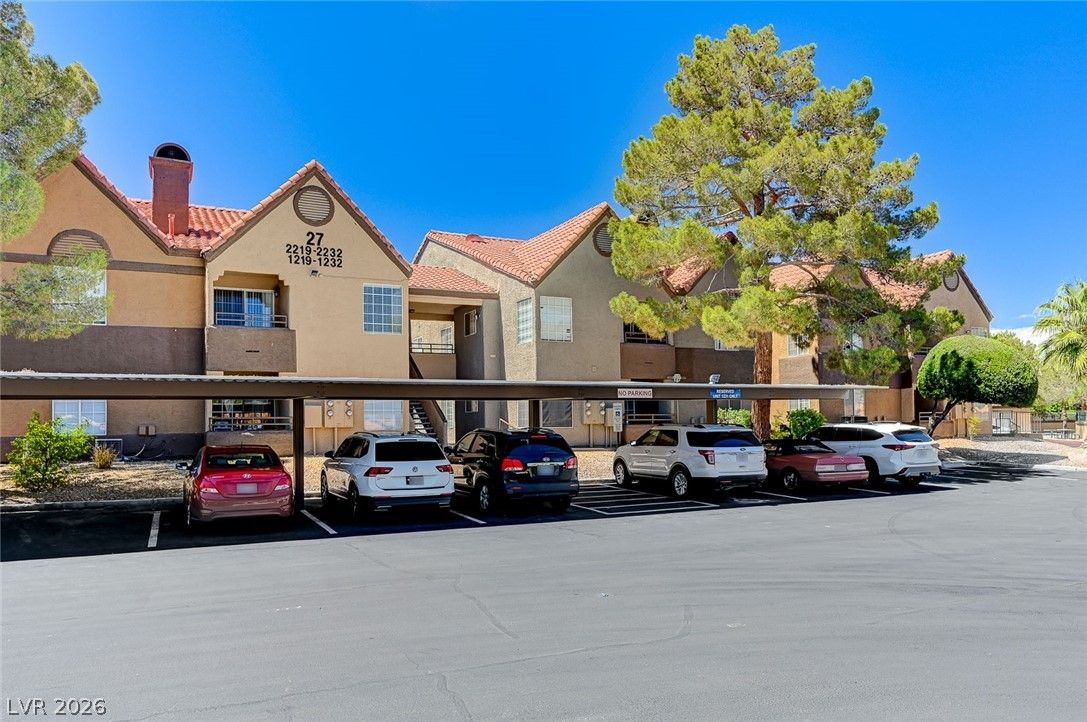 2200 South Fort Apache Road 2228 — photo 5