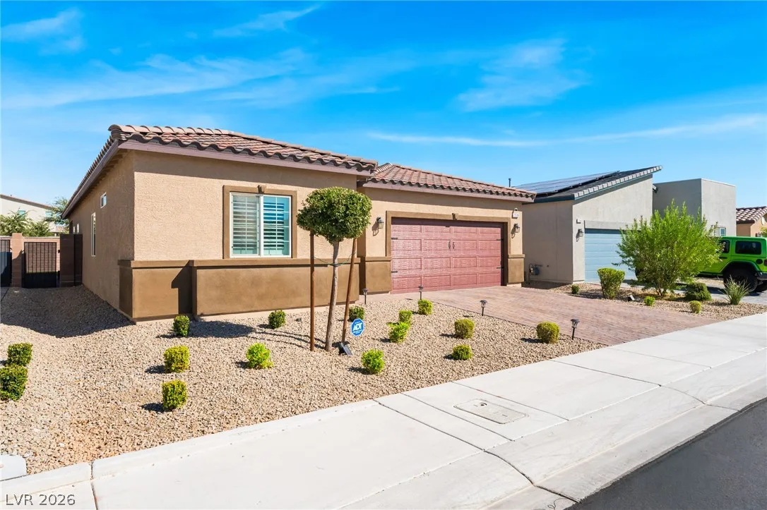 7539 Charlotte Bay Avenue — photo 3