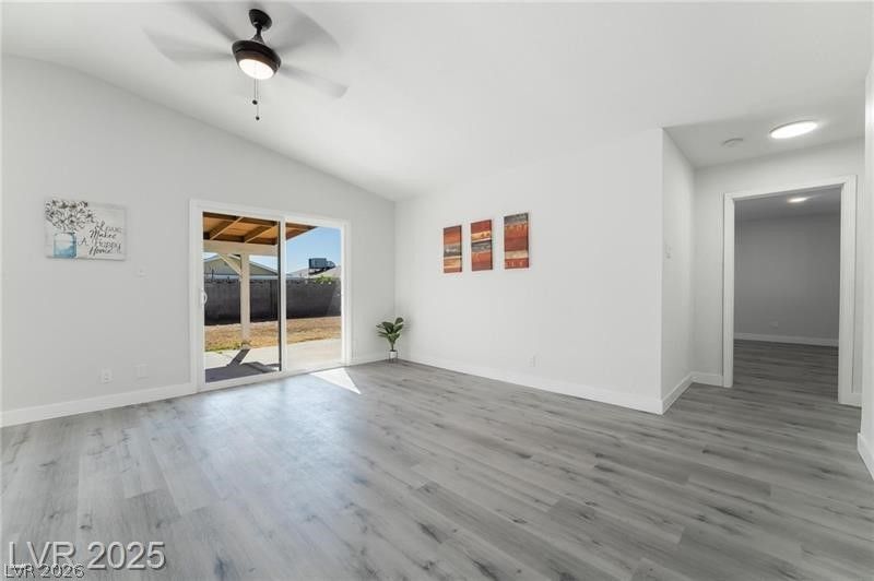 4452 Peterson Drive — photo 4