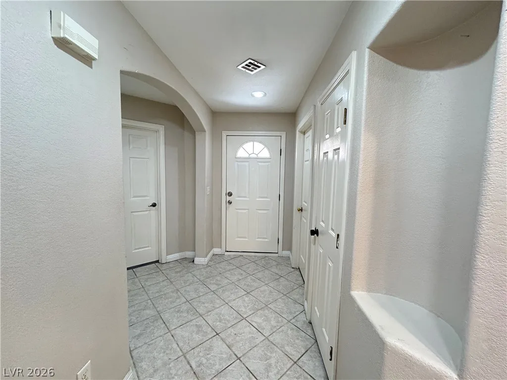 5143 Briar Patch Way — photo 2