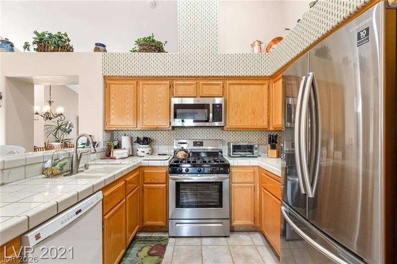 1644 Eagle Peak Way — photo 3