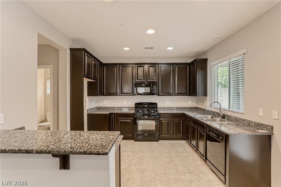 6208 Red Jamboree Court — photo 4 of 11