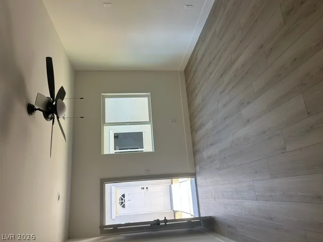 1060 Hall Avenue 1 — photo 2