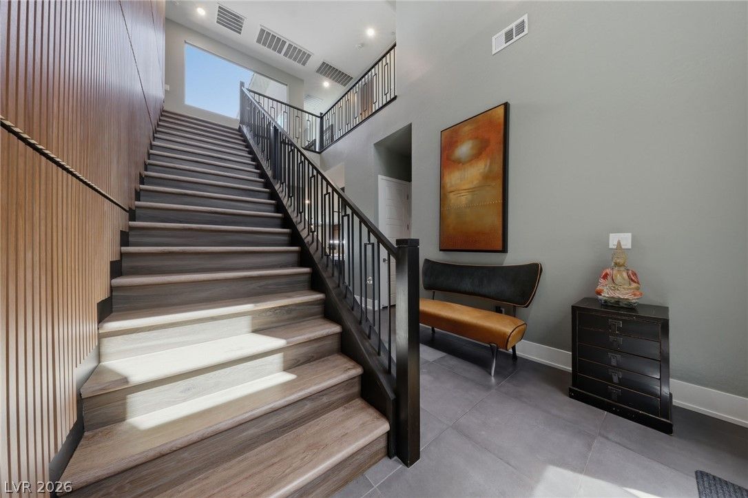 302 Shaded Canyon Drive — photo 4