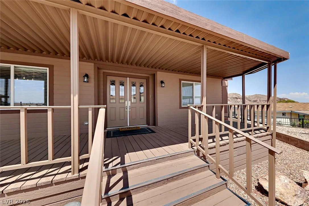 562 Lake Michigan Lane — photo 3