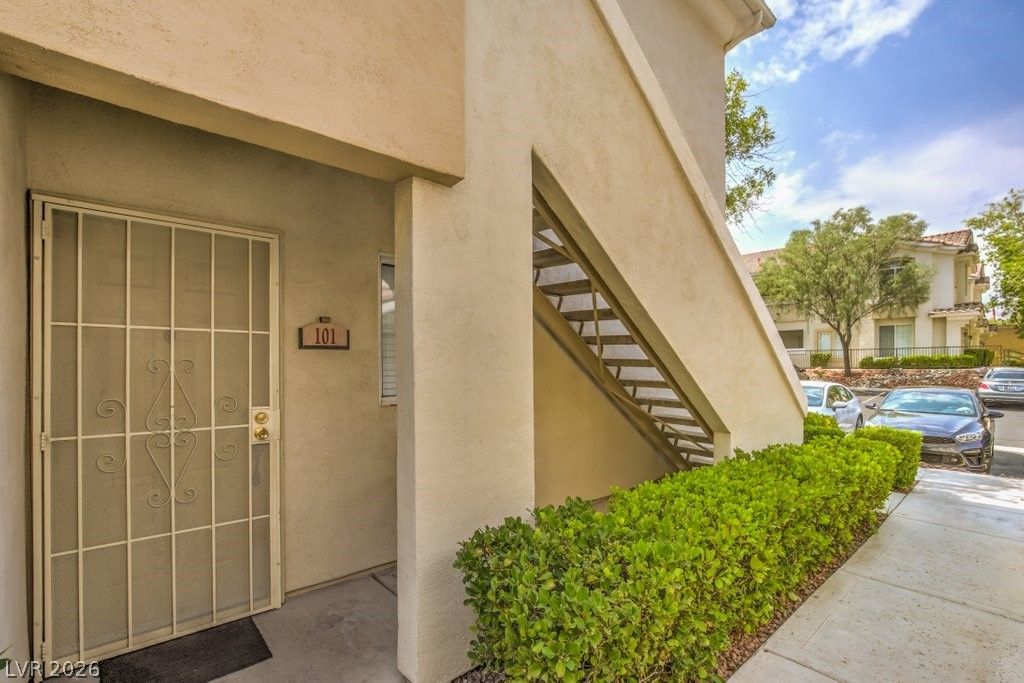 1510 Ruby Cliffs Lane 101 — photo 4