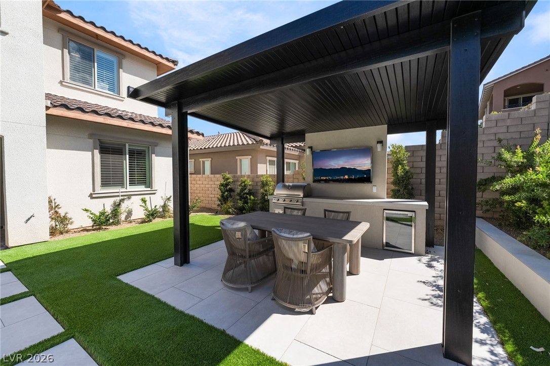 363 Molinetto Street — photo 2