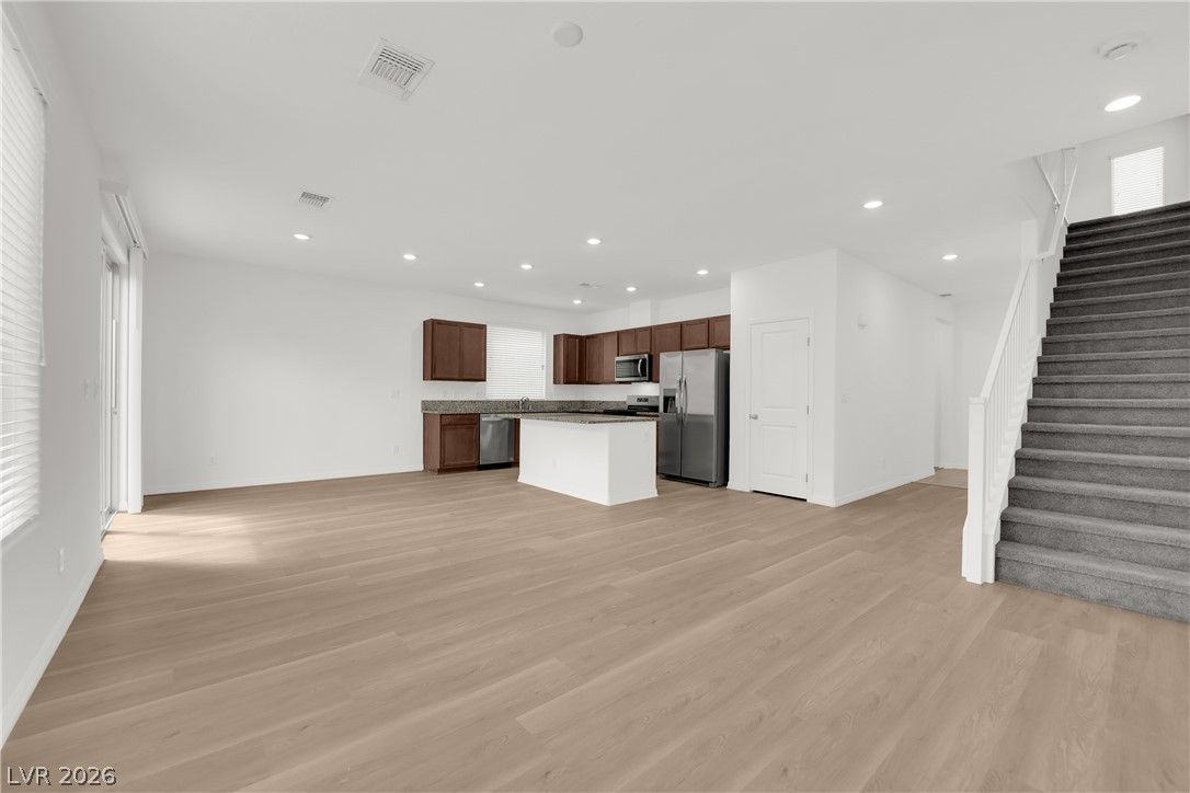 5803 West Haleh Avenue — photo 4