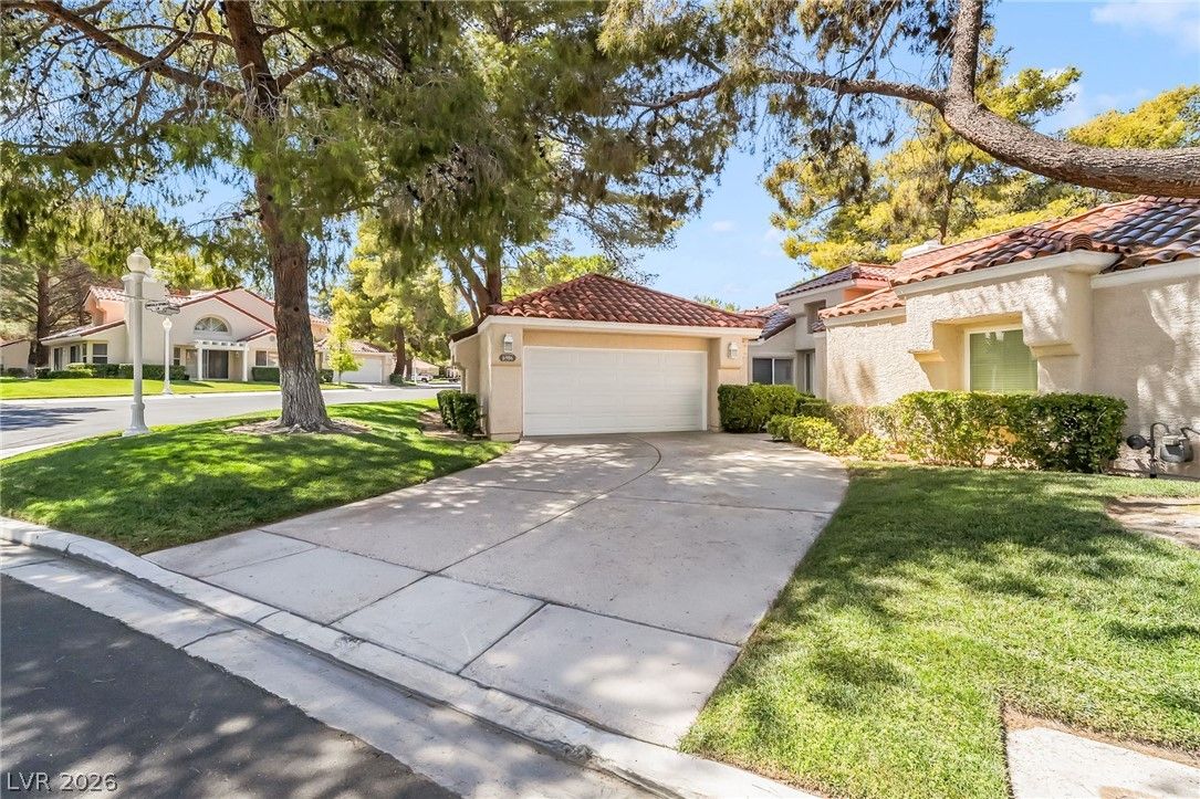 6986 Emerald Springs Lane — photo 5