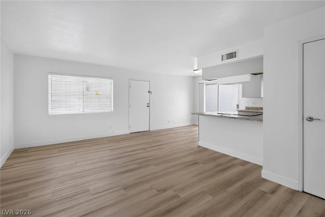 5125 Golden Lane A — photo 5