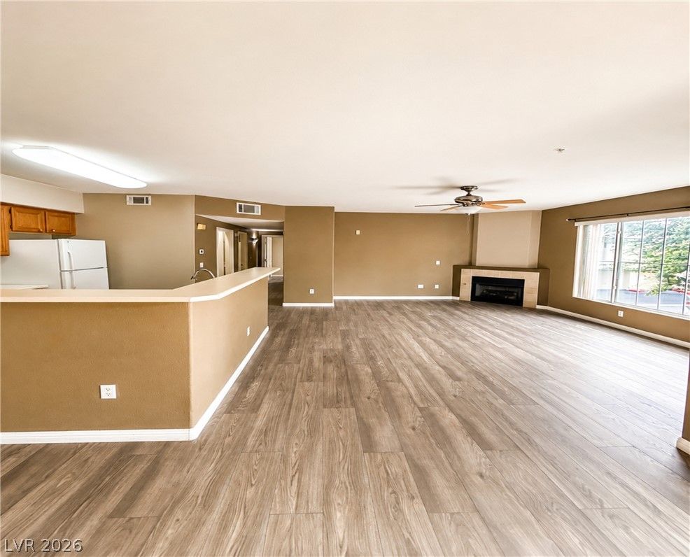 7127 South Durango Drive 203 — photo 5