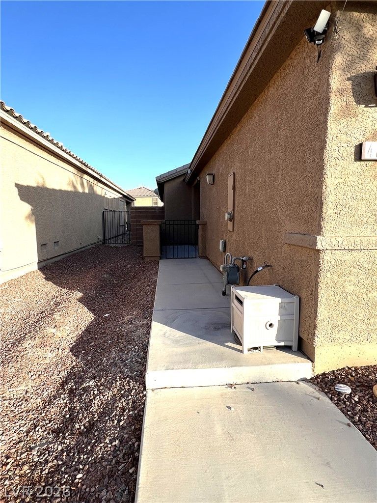 4205 Gliding Gulls Avenue — photo 3