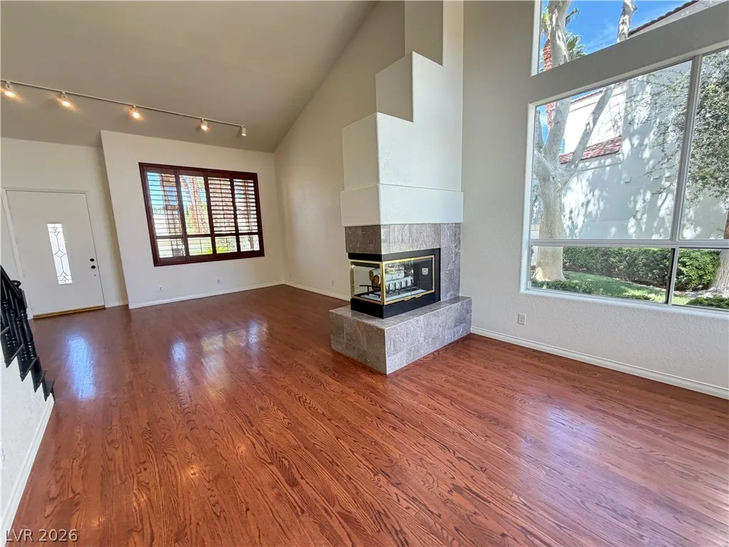 7468 Orange Haze Way — photo 4