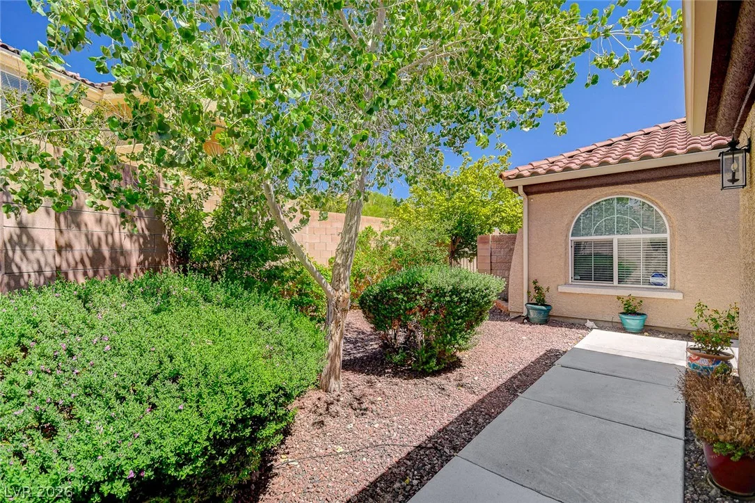 8952 Sandy Isle Court — photo 5