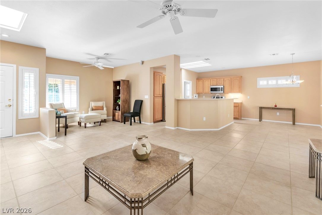 1668 Sebring Hills Drive — photo 2