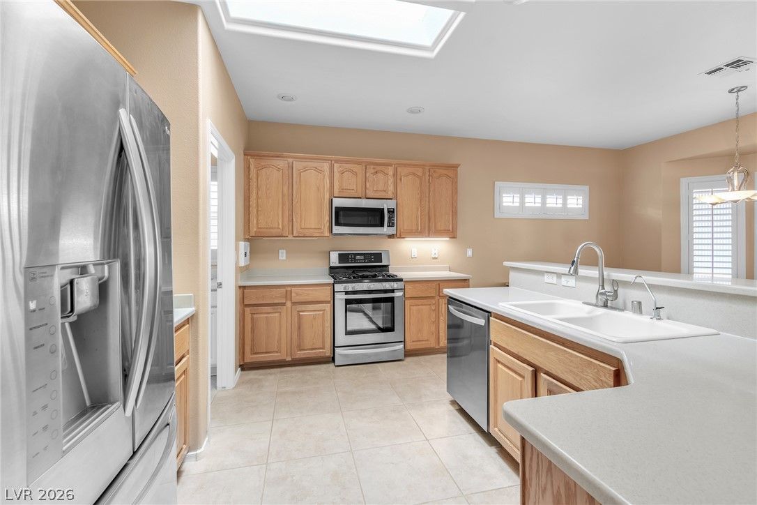1668 Sebring Hills Drive — photo 3