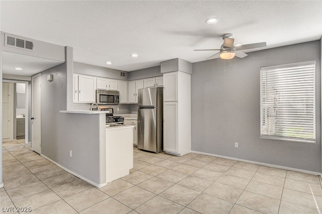 3120 Tarpon Drive 101 — photo 3