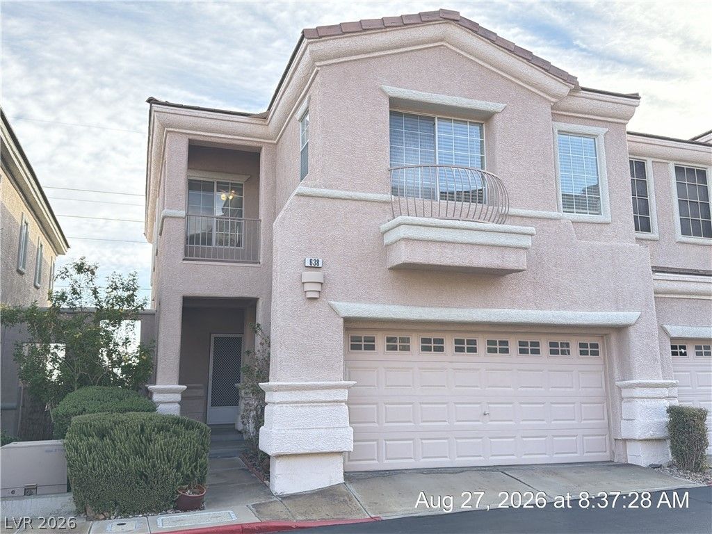 638 SOLITUDE POINT Avenue — photo 1