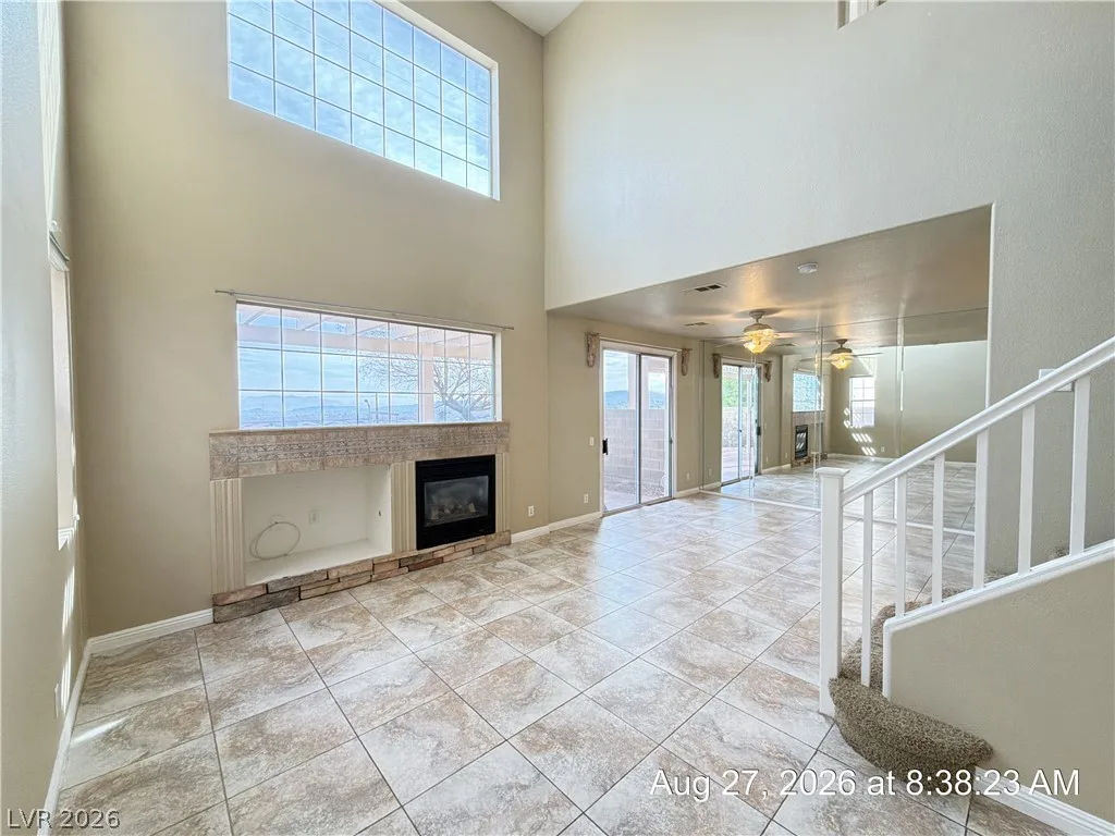 638 SOLITUDE POINT Avenue — photo 3
