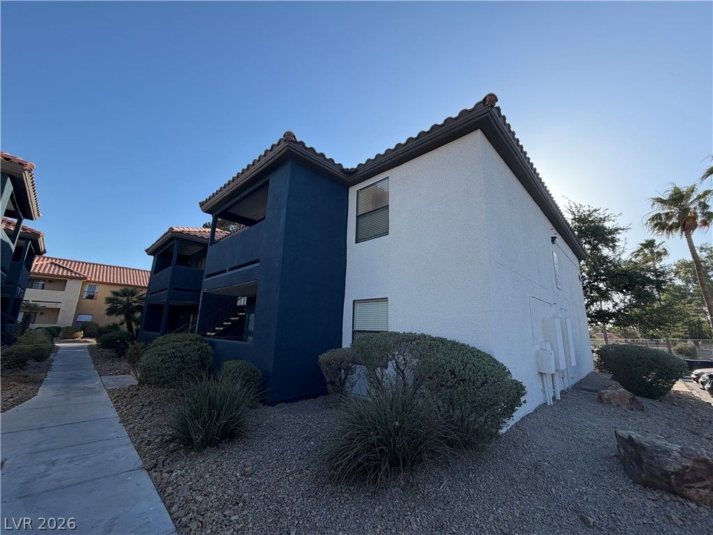 3135 South Mojave Road 153 — photo 2