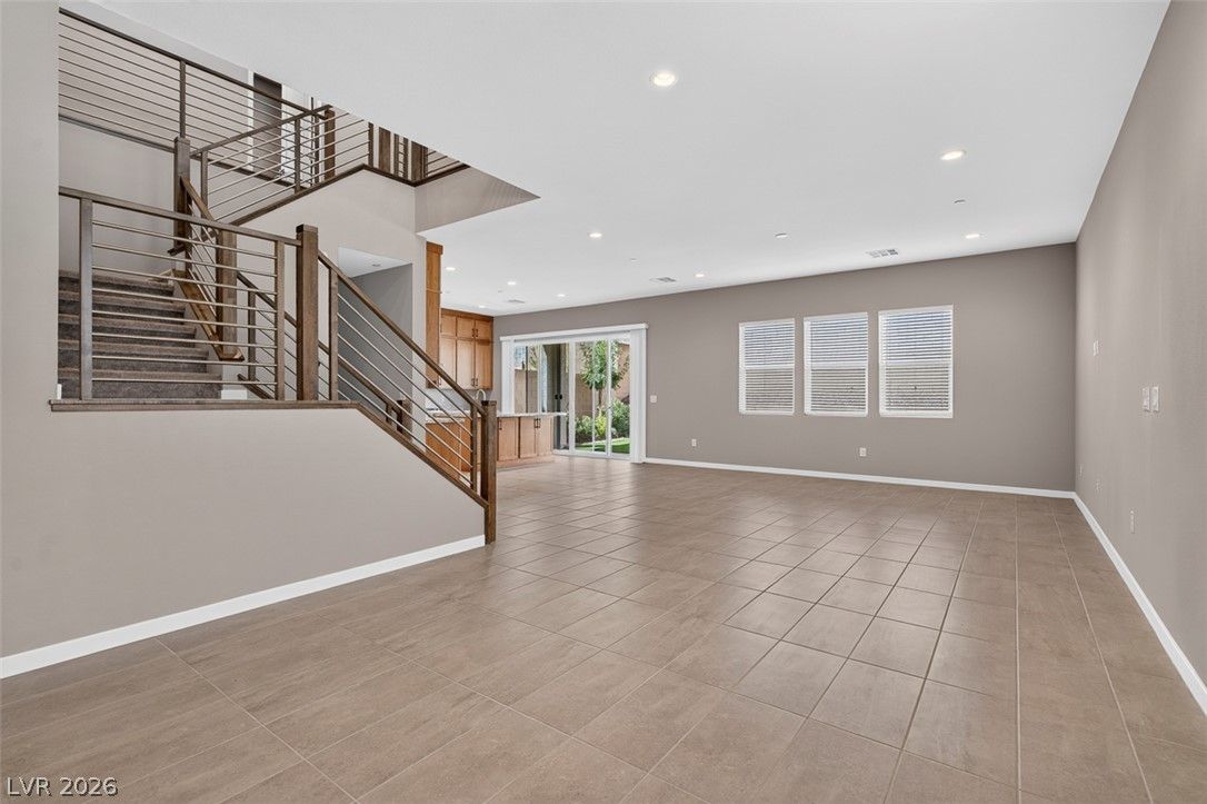 9075 Rolling Pietra Street — photo 4