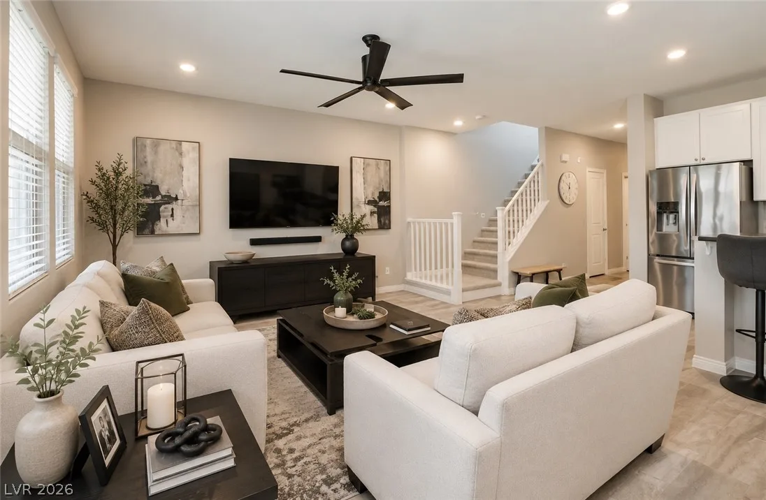 882 Cherry Glen Place — photo 2
