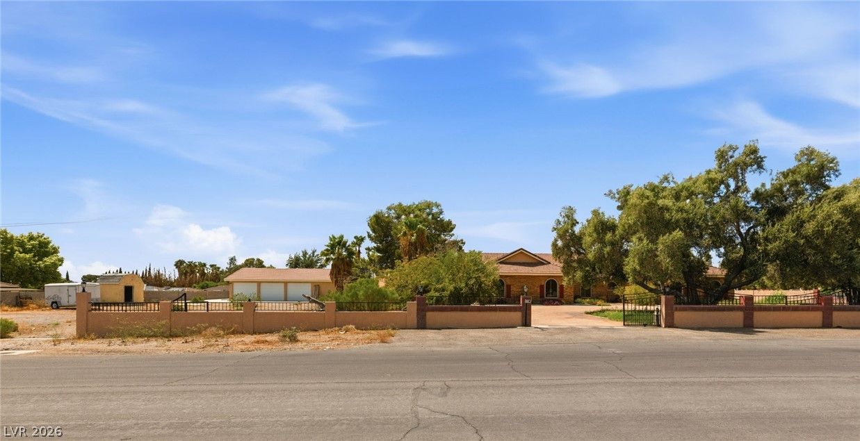8385 West La Madre Way — photo 3