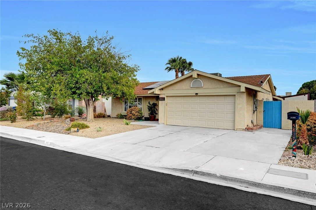 5817 Mary Way — photo 4 of 49
