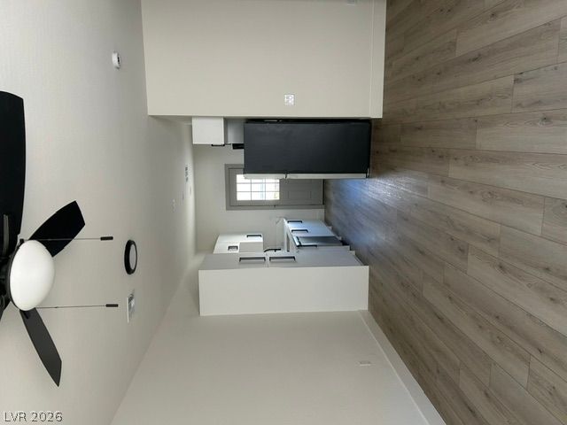 1060 Hall Avenue 3 — photo 3 of 17