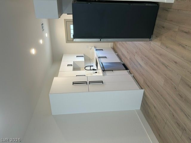 1060 Hall Avenue 3 — photo 5 of 17