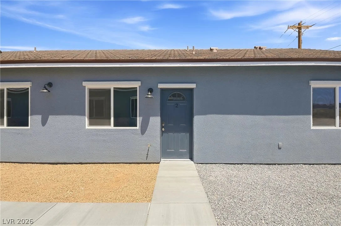 2001 South Dandelion Street 4 — photo 5